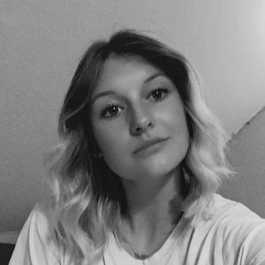 Meet your Posher, Nele